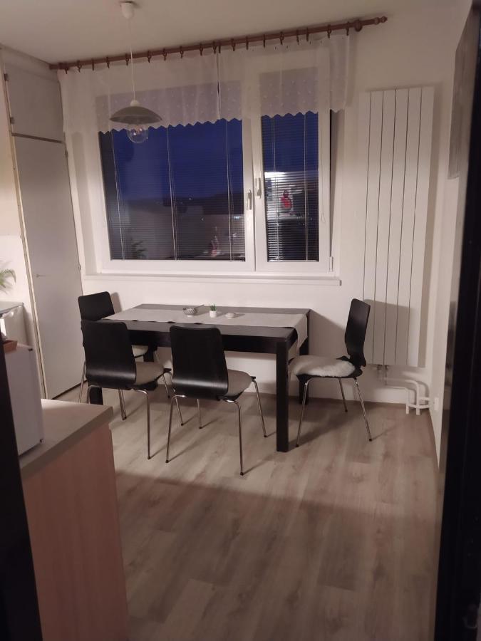 Byt Pro Dva Apartment Бланско Екстериор снимка